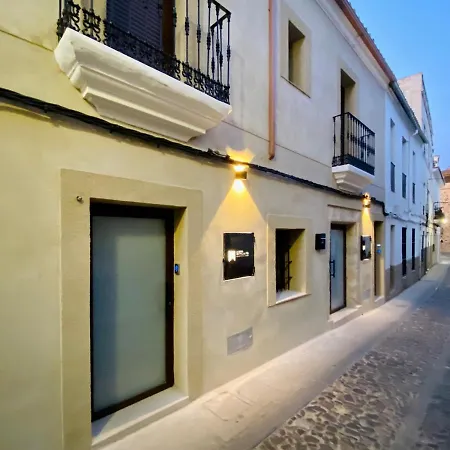 Caceres Central Suites Torre De Bujaco Apartment